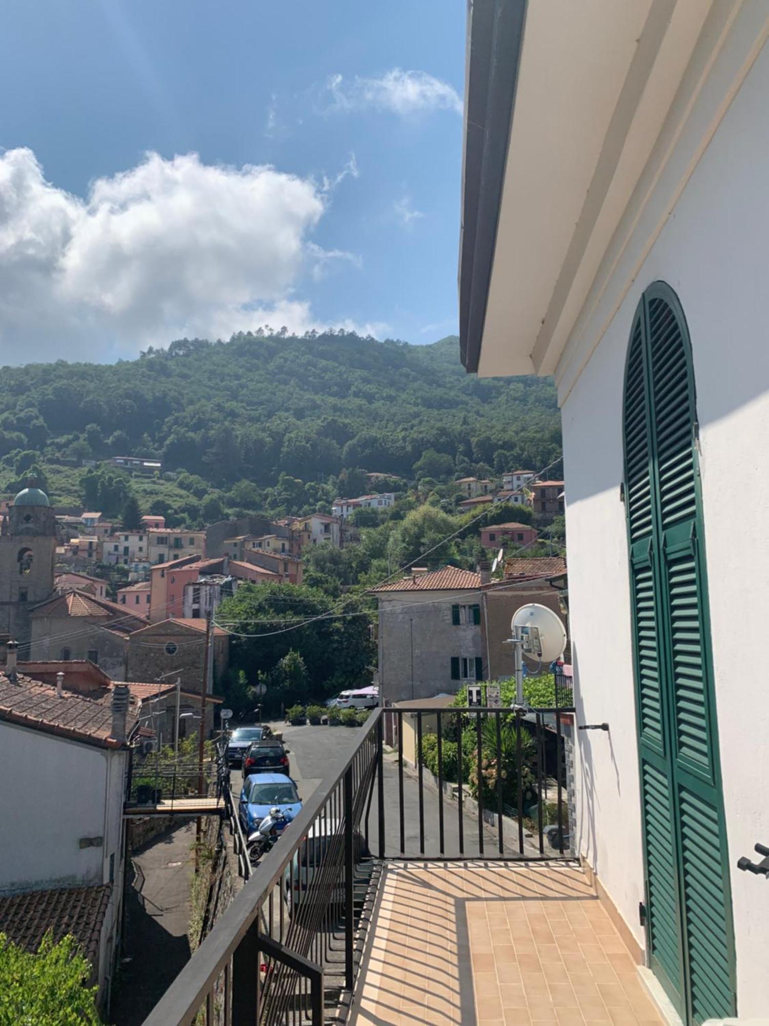 Ferienwohnung A Casa Di Atti Biassa Exterior foto